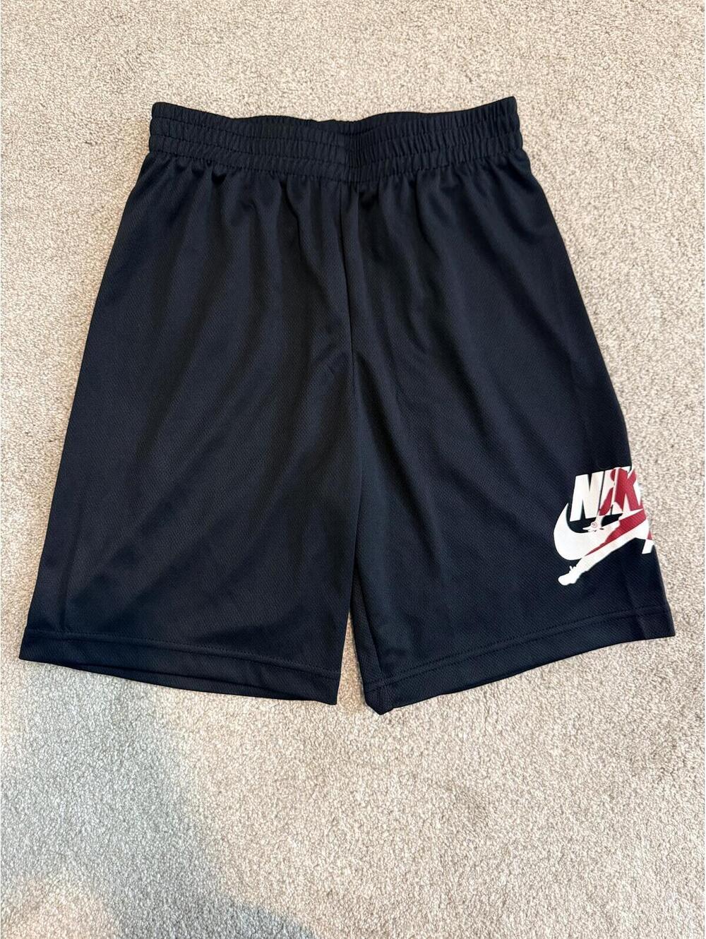 Nike Air Jordan Boys Regular (10/12) M Black Athletic Shorts with Logo